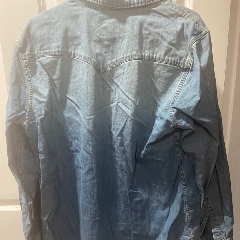 Men’s denim shirt